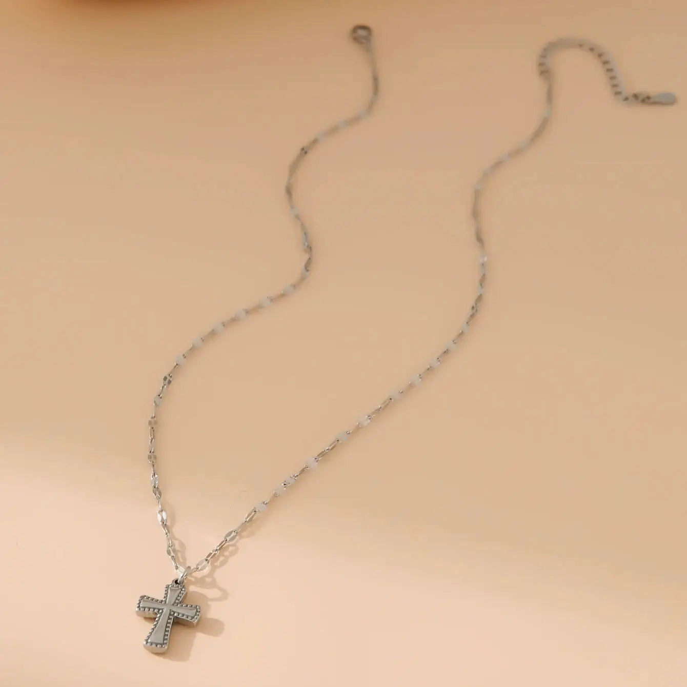 18K Gold & Silver Cross Necklace – Modern Stainless Steel Design